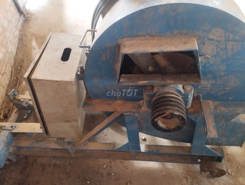 Máy băm gỗ. Mua bán Đồ dùng văn phòng tại Thị xã Tân Uyên Bình Dương được đăng bởi Nam hình 1