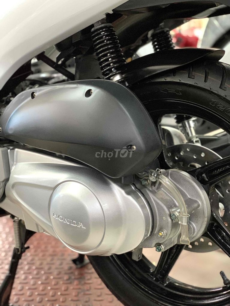 Sh 2012 sm110 nhập khẩu Ý zin nguyên bản siêu đẹp.. Mua bán Xe máy tại Quận Phú Nhuận Tp Hồ Chí Minh được đăng bởi Cungsport hình 7