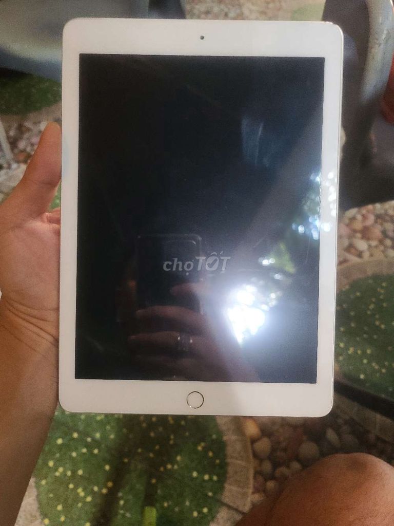 IPad Gen 5 trắng 32gb 4G Wifi