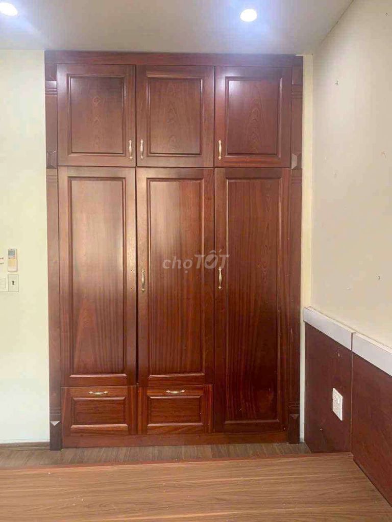 Tủ áo Gỗ xoan đào Nâu 60x170x275cm. Mua bán Tủ, kệ gia đình tại Quận Hà Đông Hà Nội được đăng bởi Vũ văn khương hình 1