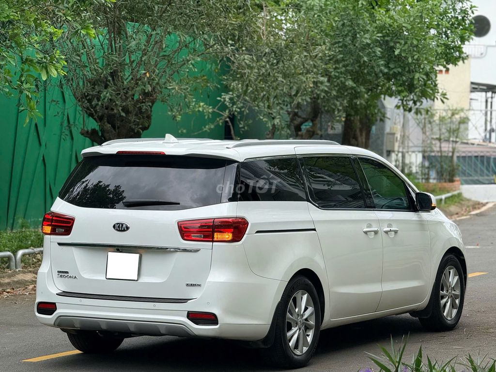 Kia Sedona 2019 Full dầu Trắng 90.000 km. Mua bán Ô tô tại Thành phố Biên Hòa Đồng Nai được đăng bởi Hoàng Thế Huân hình 5