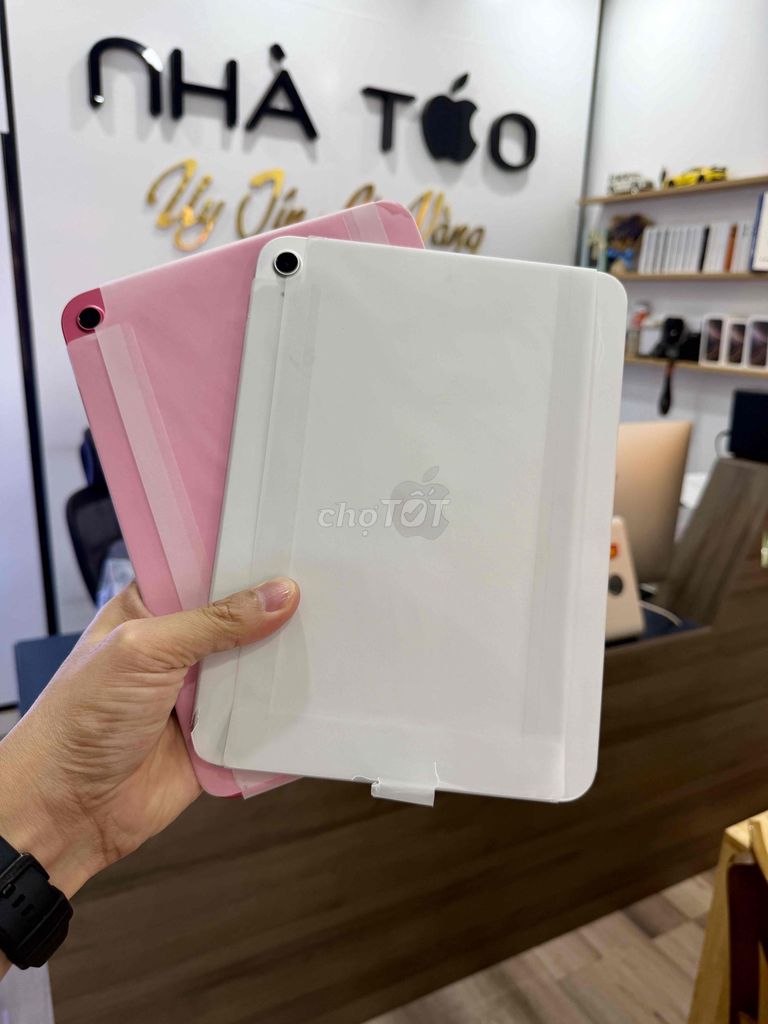 iPad Gen 11 Hồng, Trắng: NEW chưa kích hoạt. Mua bán Máy tính bảng tại Thành phố Buôn Ma Thuột Đắk Lắk được đăng bởi NHÀ TÁO BMT hình 1