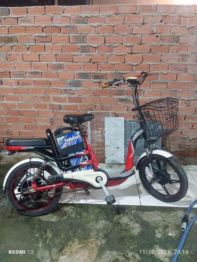 Xe đạp điện Trắng Hồng Đã sử dụng. Mua bán Xe điện tại Thị xã Bến Cát Bình Dương được đăng bởi Đại hình 1