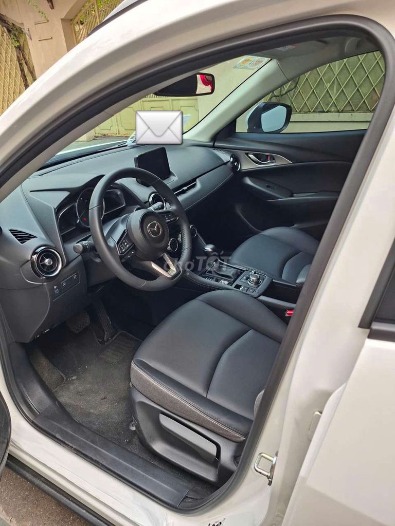 Mazda Cx3 2025 Deluxe 1.5 AT - 10000 km. Mua bán Ô tô tại Quận Thanh Xuân Hà Nội được đăng bởi Hiền hình 6
