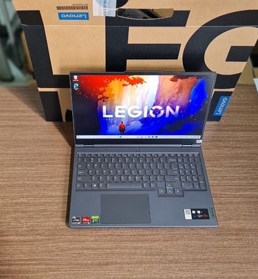 Lenovo Gaming Legion 5 R7 6800H/16GB/512GB/RTX3050