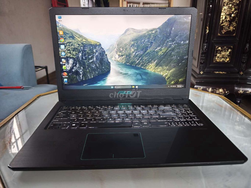 ASUS  i7-8550U - Ram 16GB.Card RTX 1050 -4G. Mua bán Laptop tại Quận Bình Tân Tp Hồ Chí Minh được đăng bởi STORE79 hình 1
