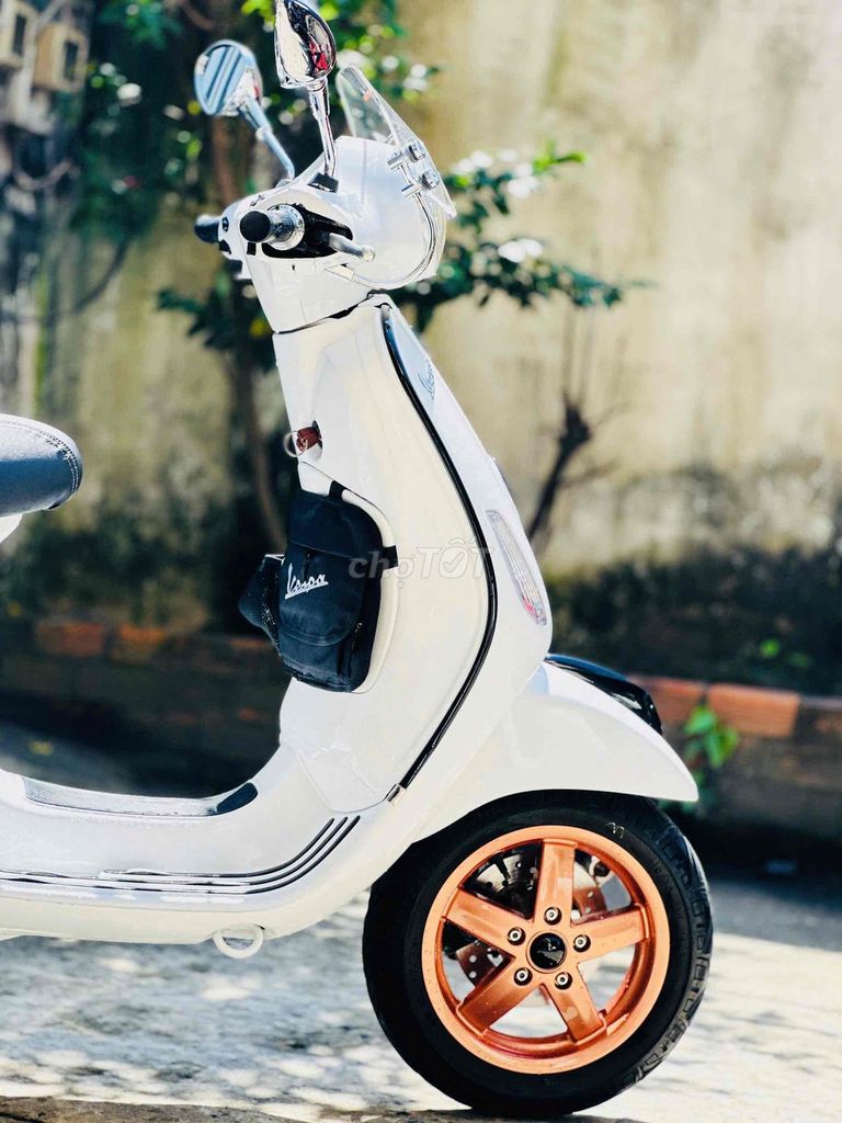 Piaggio Vespa LX 125CC 2012 Trắng. Mua bán Xe máy tại Quận 12 Tp Hồ Chí Minh được đăng bởi Ta Thanh Thai hình 3
