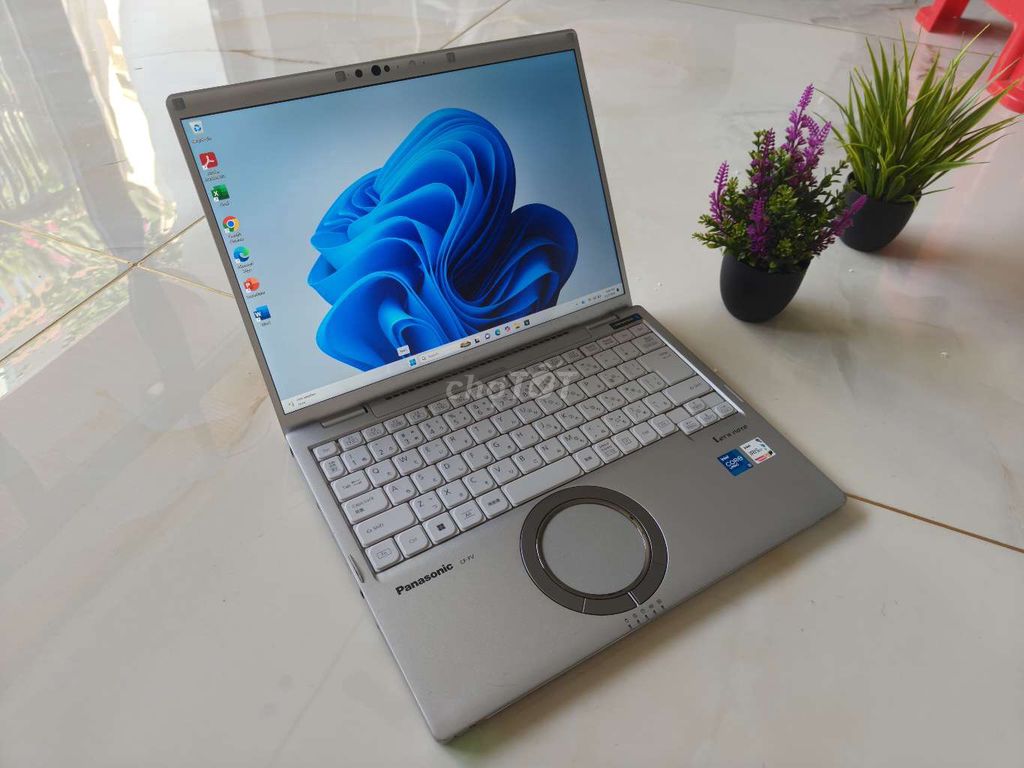 Panasonic FV1 i5-1135G7 16GB/256GB màn 2k. Mua bán Laptop tại Huyện Bình Chánh Tp Hồ Chí Minh được đăng bởi Lê Duy Ân hình 1