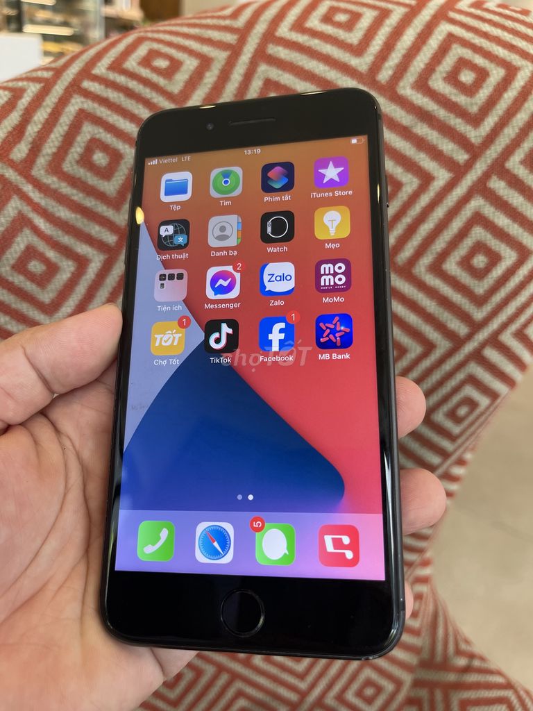 iPhone 8Plus 64Gb zin. Quốc tế