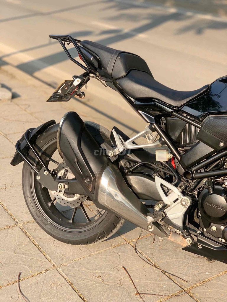 HONDA CB300R motor pkl         Xe vừa đăng. Mua bán Xe máy tại Quận Cầu Giấy Hà Nội được đăng bởi Tong motor xe may hình 8