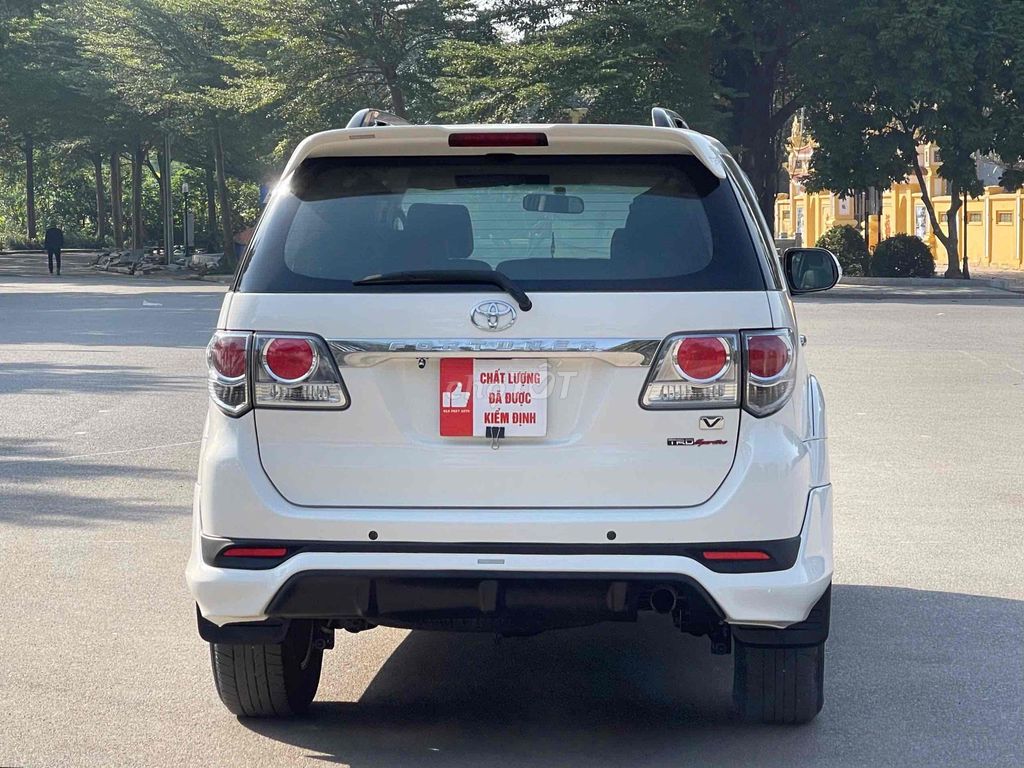 Toyota Fortuner Sportaivo 4x4 cao cấp nhất Sport. Mua bán Ô tô tại Quận Thanh Xuân Hà Nội được đăng bởi Vạn Phát  Auto hình 8