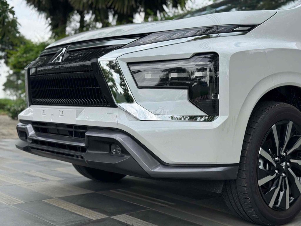 Mitsubishi Xpander скидка 100 млн - в наличии, выгодная цена, быстрая выдача