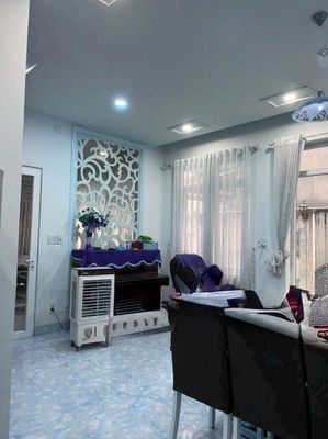 Bán nhà 2 tầng, 105m2, Đường Đặng Văn Bi, Thủ Đức