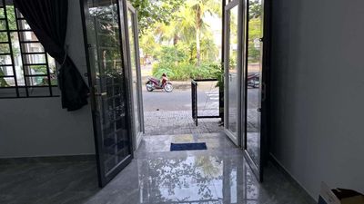 Bán nhà phố Trần Anh Riverside, Bến Lức, A4-10, ngay trục chính