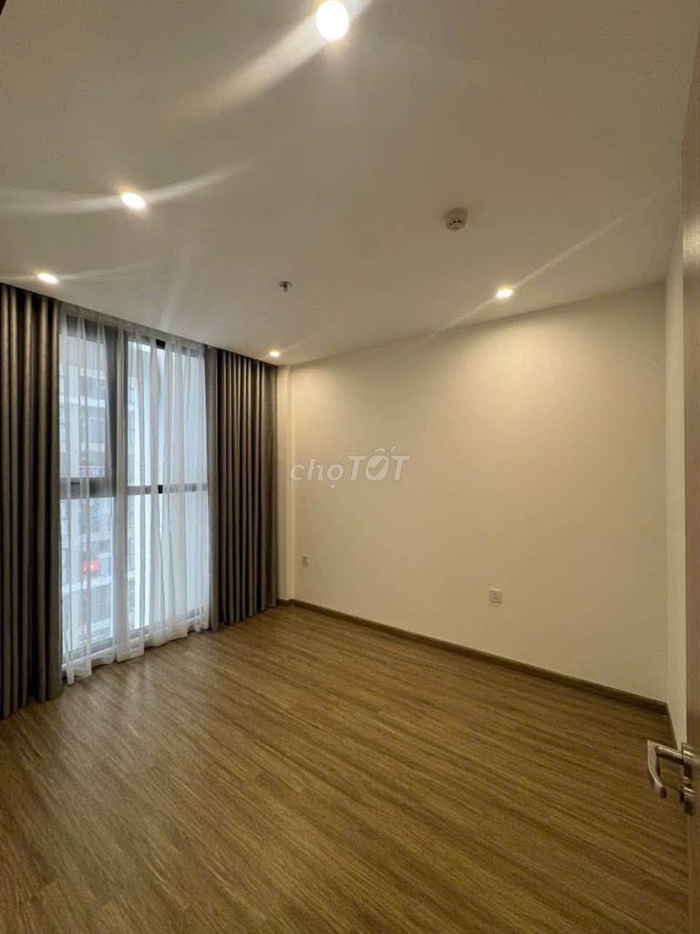Cho thuê căn hộ 2PN2WC, nội thất cơ bản, 9 triệu/tháng