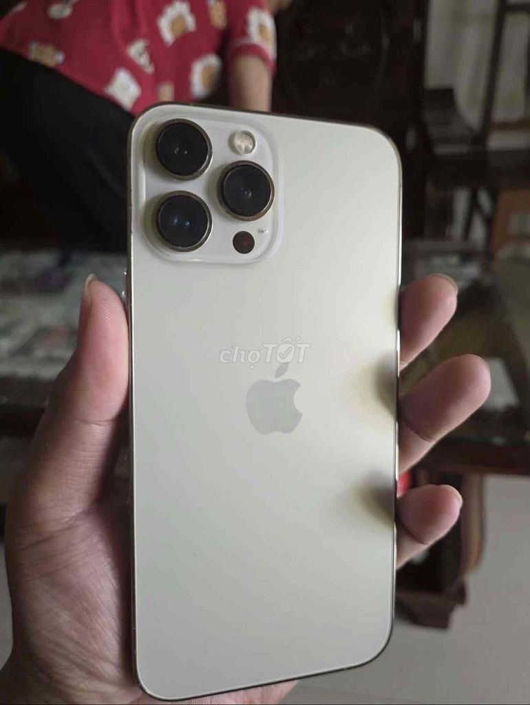 Apple iPhone 13 Pro Max 128GB Gold Đã sử dụng. Mua bán Điện thoại tại Thành phố Buôn Ma Thuột Đắk Lắk được đăng bởi Le Phuoc hình 1