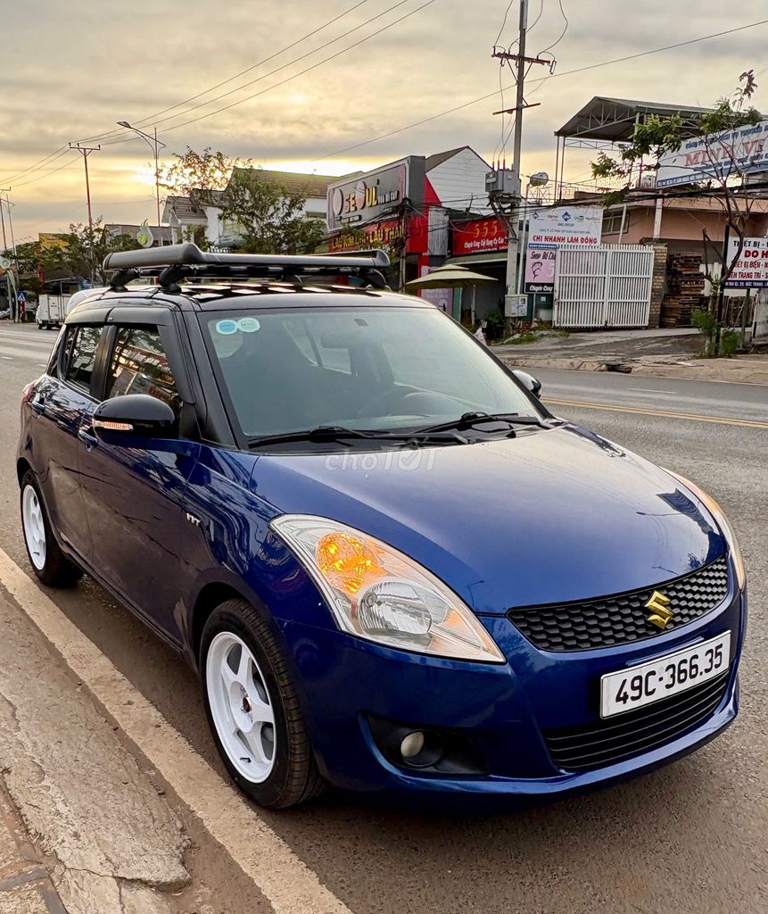 Suzuki Swift 2017 1.4 AT - 82000 km. Mua bán Ô tô tại Huyện Đức Trọng Lâm Đồng được đăng bởi Nguyễn Hữu Dự hình 3