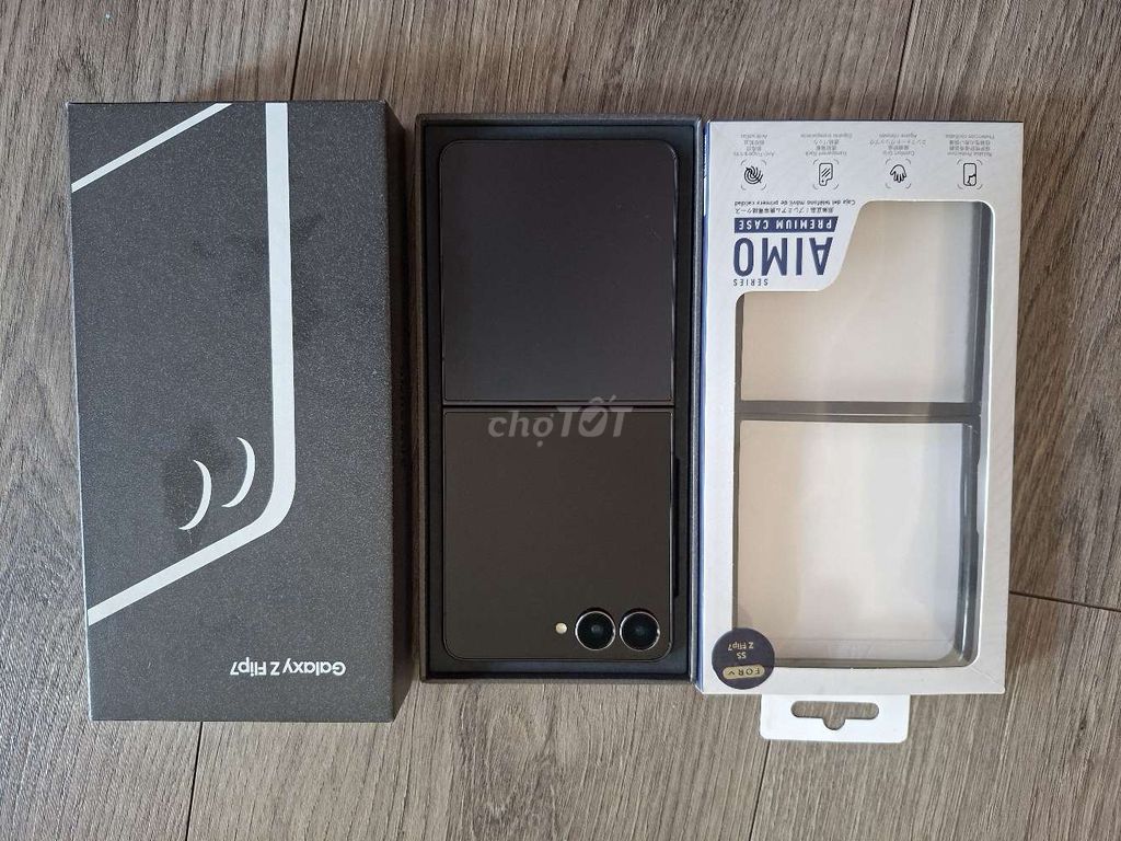 Samsung Galaxy Z Flip 7 Đen 256GB. Mua bán Điện thoại tại Quận Hai Bà Trưng Hà Nội được đăng bởi Luận hình 1