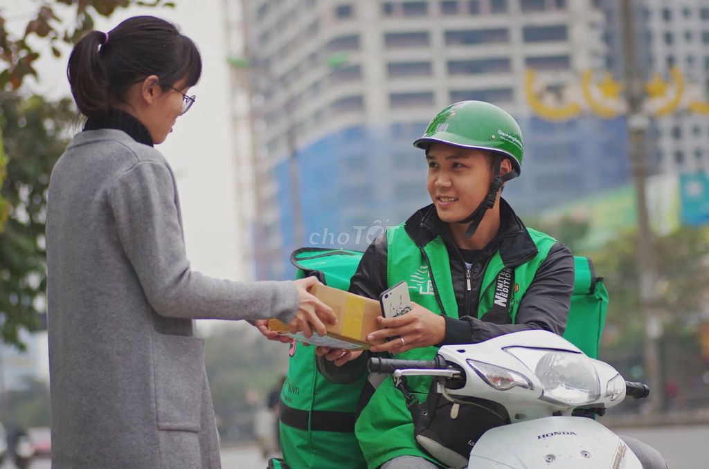 TUYỂN DỤNG SHIPPER CÔNG NGHỆ - thu nhập hấp dẫn. Việc làm Tài xế giao hàng xe máy tại Thành phố Bắc Ninh Bắc Ninh được đăng bởi ttpt thao hình 1