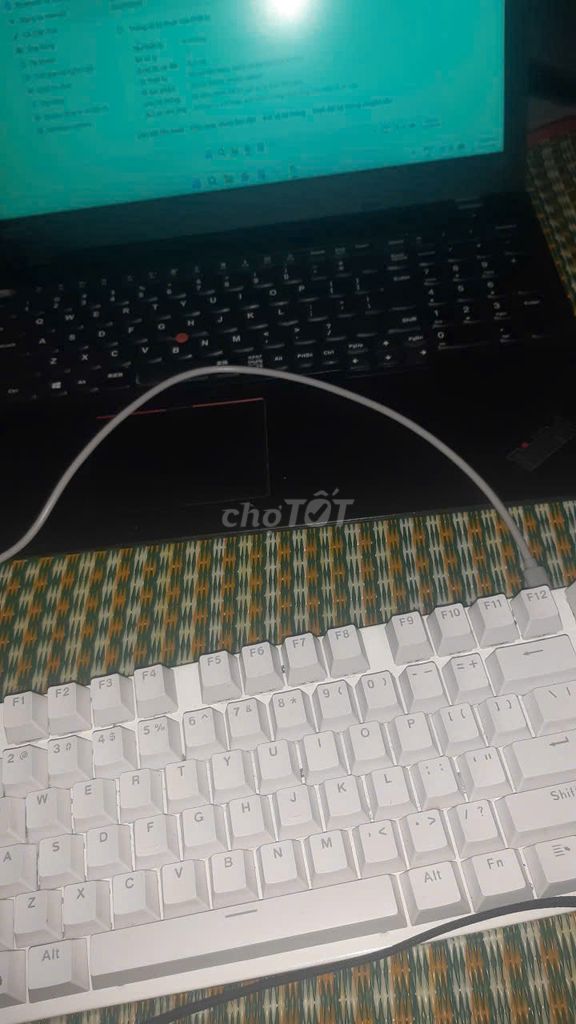 Lenovo ThinkPad 16GB Màn ám vàng. Mua bán Laptop tại Quận Sơn Trà Đà Nẵng được đăng bởi tran thi thu hien hình 1