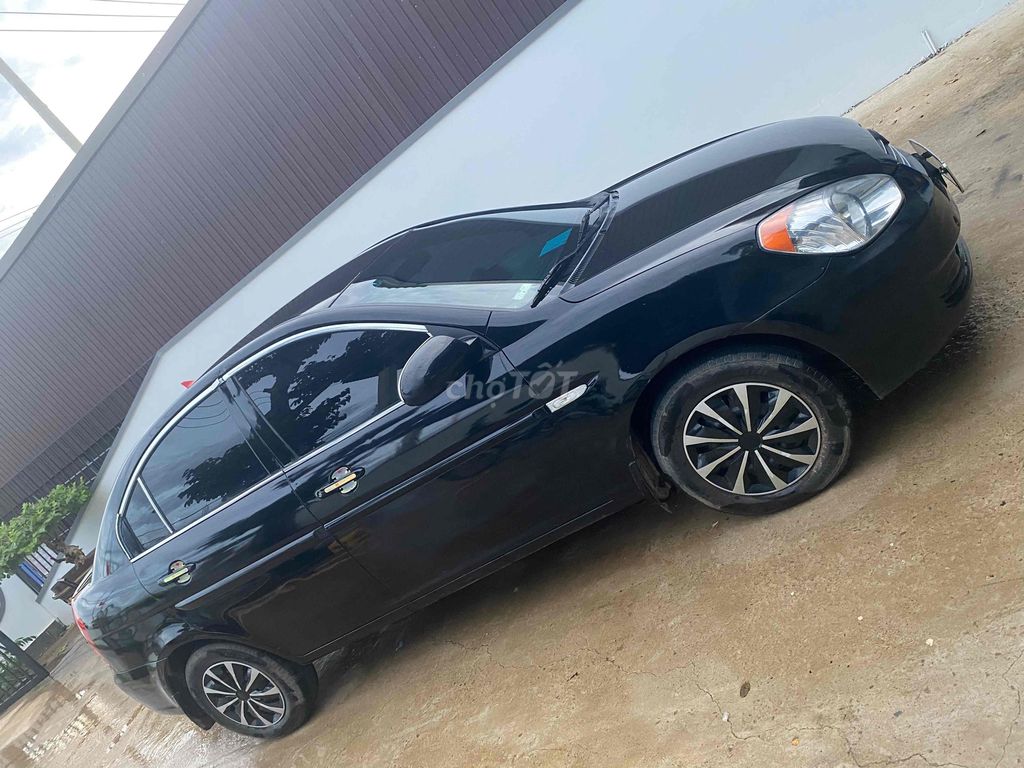 Hyundai Verna 2009 1.4 AT - 18000 km. Mua bán Ô tô tại Huyện Gio Linh Quảng Trị được đăng bởi Trần Văn Hoàng hình 8