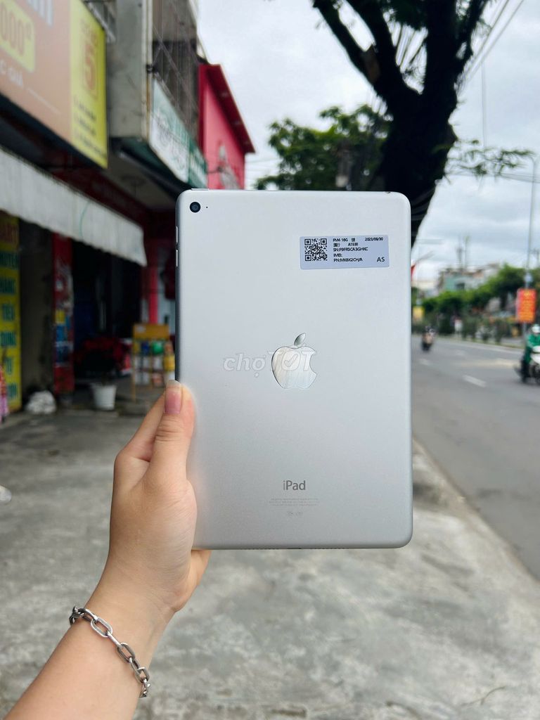 iPad Mini 4 Wifi 16GB BH 3 tháng kèm sạc. Mua bán Máy tính bảng tại Quận Liên Chiểu Đà Nẵng được đăng bởi Gia Minh Shop hình 3