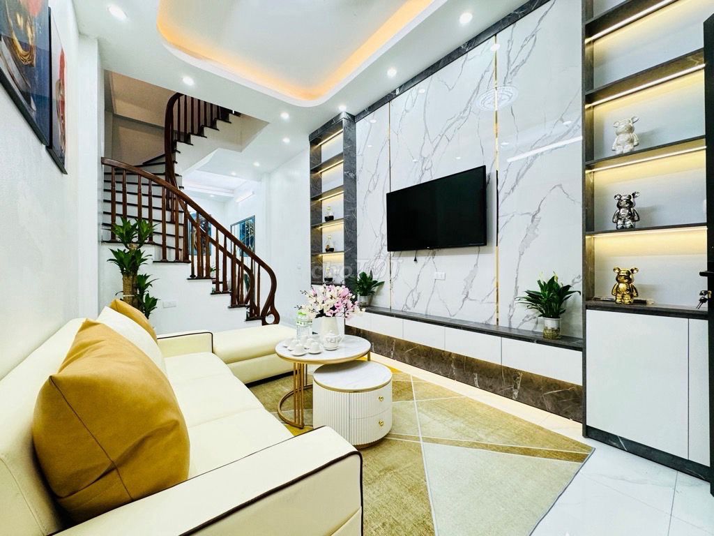 Phố Vip! Thái Hà, ngõ nông, gần phố, 30m ra ô tô, ở ngay 50m2*4T