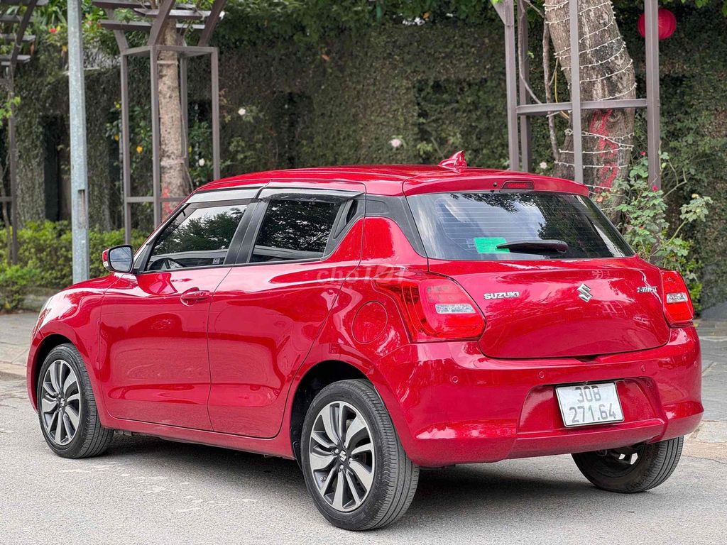 Suzuki Swift GLX 1.2 AT 2019 импортный красный