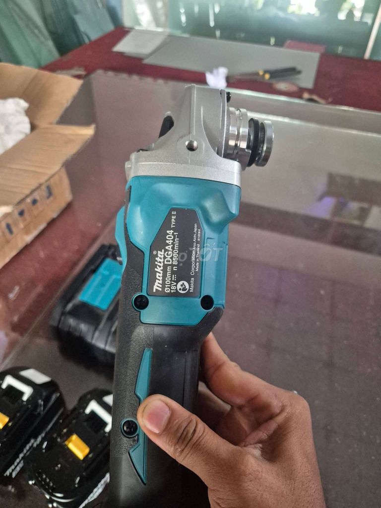 Máy mài góc Makita DGA404 18V 5.0Ah Xanh Đen. Mua bán Đồ chuyên dụng, Giống nuôi trồng tại Quận Ninh Kiều Cần Thơ được đăng bởi Tuấn Điện Cơ hình 1