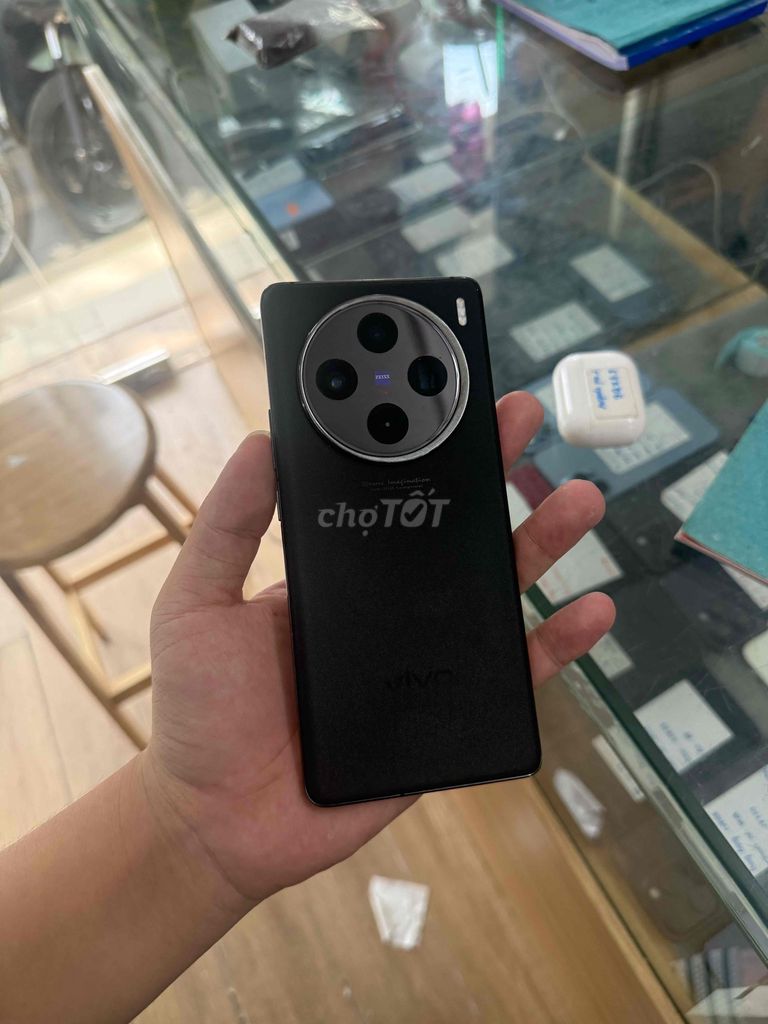 Vivo X100 12GB/256GB Đen Đã sử dụng. Mua bán Điện thoại tại Quận Đống Đa Hà Nội được đăng bởi Hoàng quân store hình 1