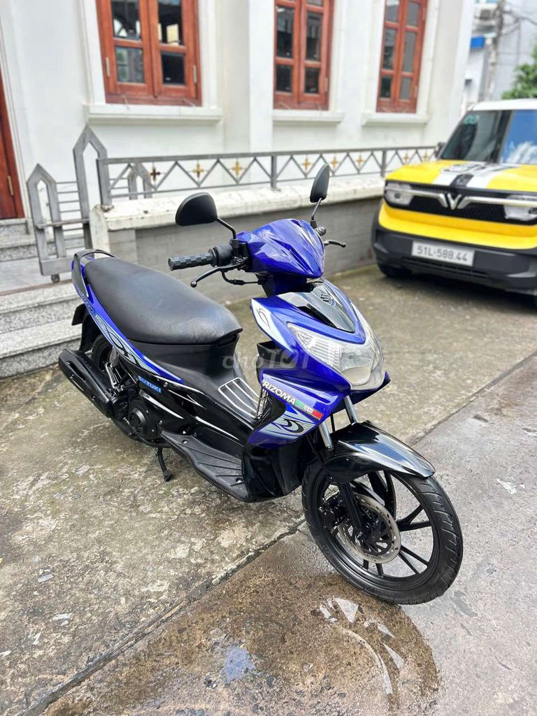 Bán chiếc xe Suzuki Hayate. Mua bán Xe máy tại Quận Gò Vấp Tp Hồ Chí Minh được đăng bởi Xe Máy Gia Kiệt Luxury 1 hình 2