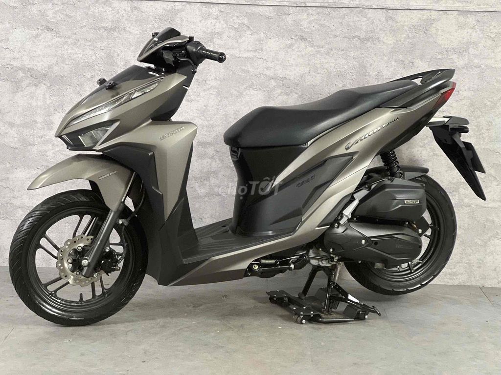 Vario 150 2020 Коричнево-черный 10 000 км Госномер Срочно Владелец