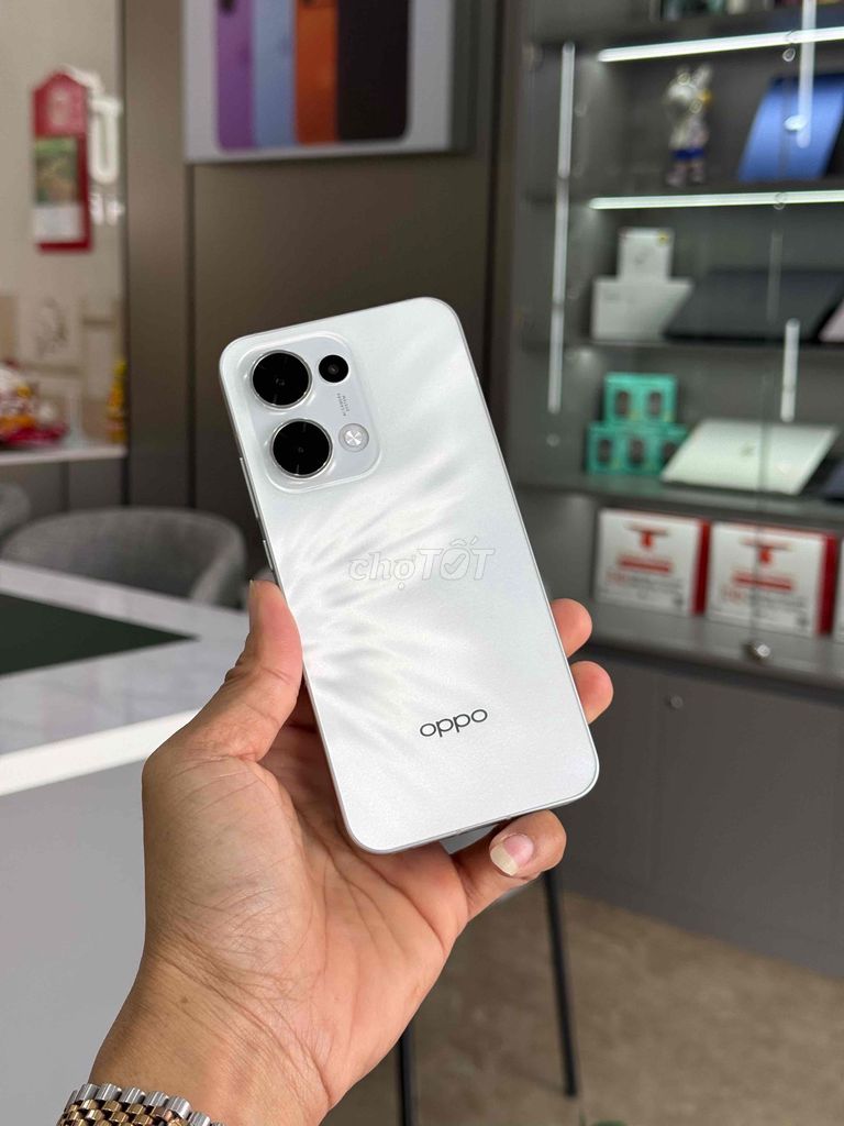 OPPO Reno13 5G 256GB Trắng Mới. Mua bán Điện thoại tại Thành phố Cà Mau Cà Mau được đăng bởi Thanh phong  hình 1