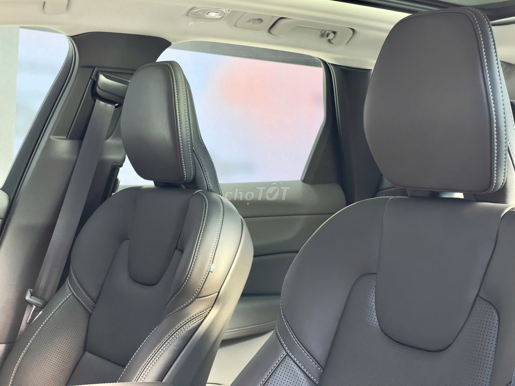 Volvo XC60 Plug-in Hybrid Ultra 2026, giao ngay. Mua bán Ô tô tại Quận 7 Tp Hồ Chí Minh được đăng bởi Volvo Car Sài Gòn hình 10