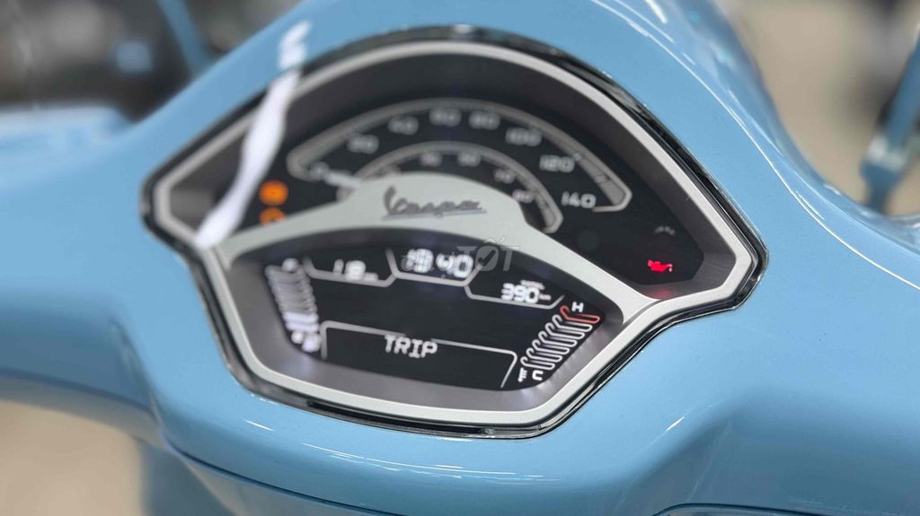 Piaggio Vespa синий 300 км (версия к 80-летию)