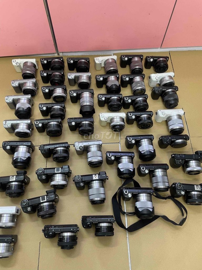 Máy ảnh Sony Nex 5. Mua bán Máy ảnh, Máy quay tại Quận Thanh Xuân Hà Nội được đăng bởi Mua bán giao lưu các Dòng máy ảnh giá tốt hình 1