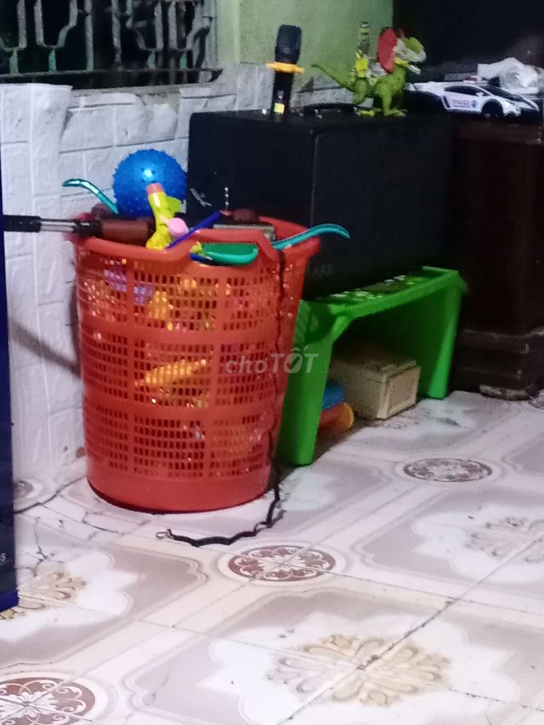 Loa karaoke màu Đen. Mua bán Tivi, Âm thanh tại Huyện Gia Lộc Hải Dương được đăng bởi Bùi Duy Tấn hình 1