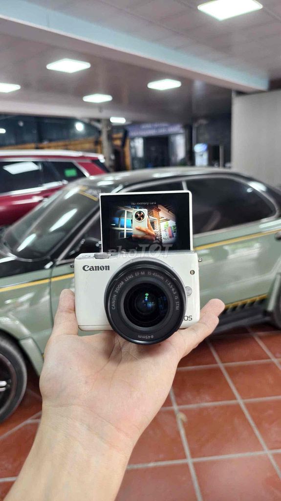 Máy ảnh Canon M10 15-45mm tối màn. Mua bán Máy ảnh, Máy quay tại Quận Bình Thạnh Tp Hồ Chí Minh được đăng bởi Le Dang Anh Tuan hình 1