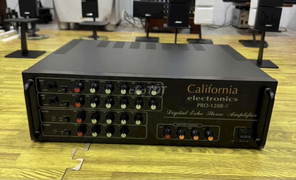 Amply California PRO-128B-II Đen. Mua bán Tivi, Âm thanh tại Quận Hai Bà Trưng Hà Nội được đăng bởi Nguyễn tuấn khôi  hình 1