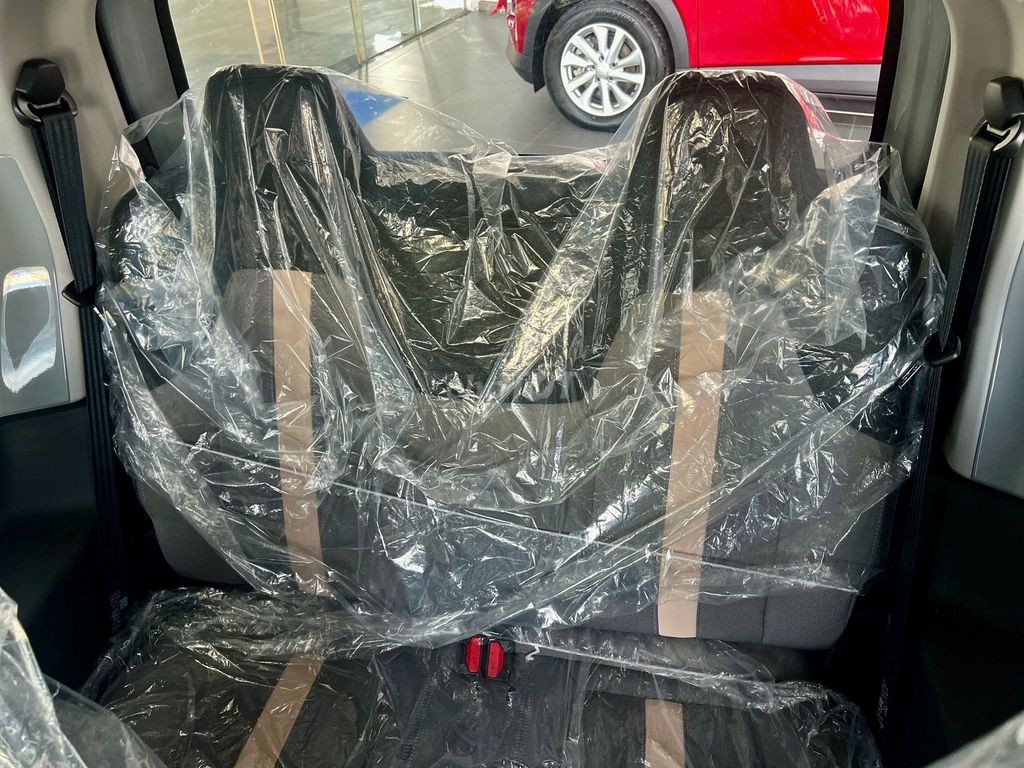 VinFast VF3 2025 màu xám xi măng. Mua bán Ô tô tại Quận 12 Tp Hồ Chí Minh được đăng bởi VinFast An Sương Quốc Lộ 1A hình 4