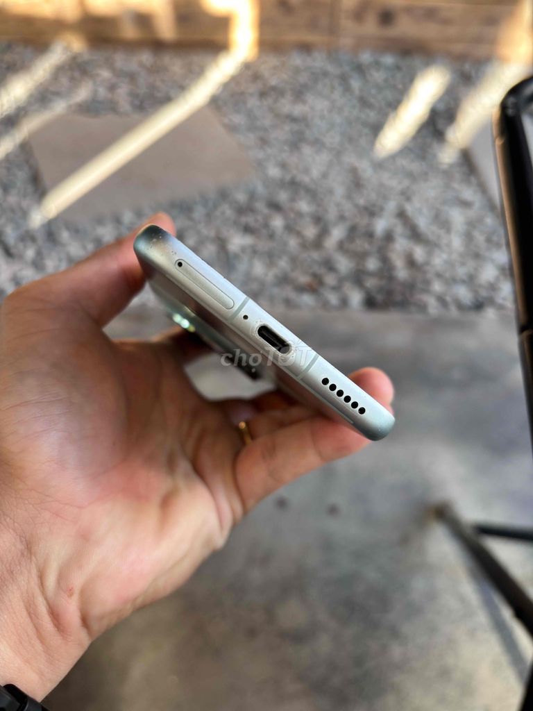 Huawei Mate 60 12GB/512GB Xám. Mua bán Điện thoại tại Quận Bình Thuỷ Cần Thơ được đăng bởi ThanhPhong hình 1