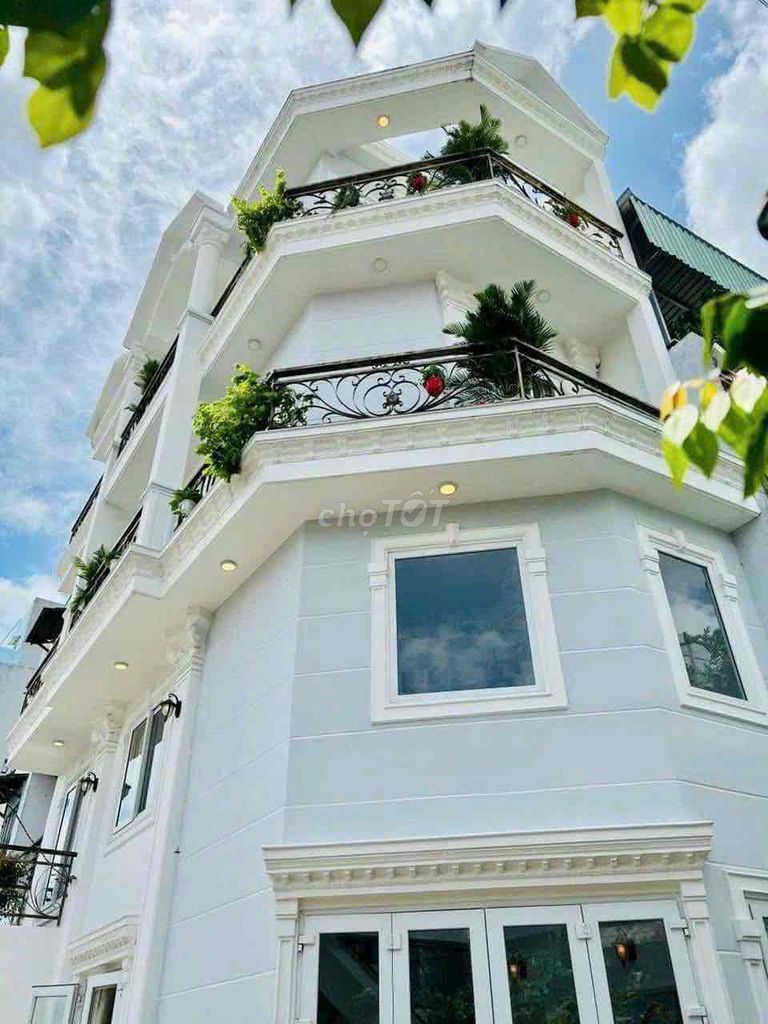 Rent · 4 bd · 40 м² · Quận Gò Vấp, ул. Đường Lê Đức Thọ