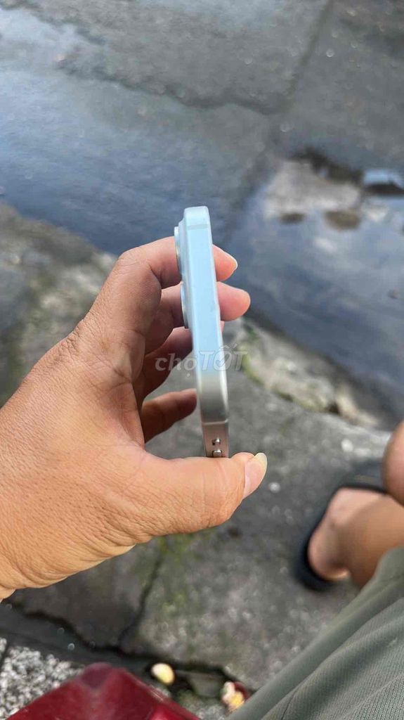 Apple iPhone 15 128GB Trắng. Mua bán Điện thoại tại Quận Bình Tân Tp Hồ Chí Minh được đăng bởi Bé Chip hình 1