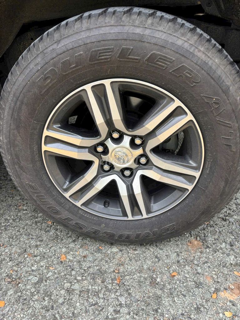 Toyota Fortuner 2022 2.4G 24165 km. Mua bán Ô tô tại Thành phố Thủ Đức Tp Hồ Chí Minh được đăng bởi Nguyễn Thành hình 8