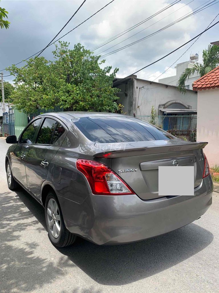 Nissan Sunny 1.5 AT 2016 93.000 км Коричневый