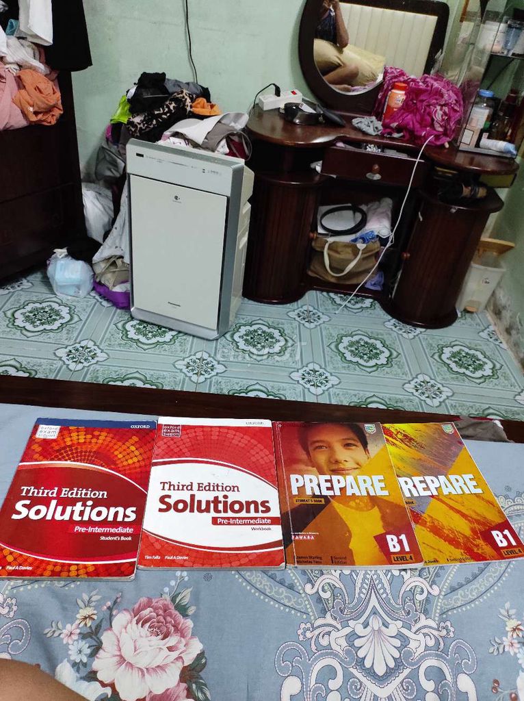 Sách Giáo trình Solutions, Prepare Tiếng Anh. Mua bán Sách tại Huyện Bình Chánh Tp Hồ Chí Minh được đăng bởi Trần Công Tài hình 1
