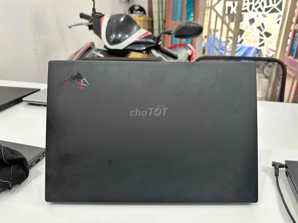 ThinkPad X1 Carbon Gen 8 i5-10310U/8/256/14 IPS. Mua bán Laptop tại Quận Phú Nhuận Tp Hồ Chí Minh được đăng bởi LAPTOP BÁCH KHOA hình 1