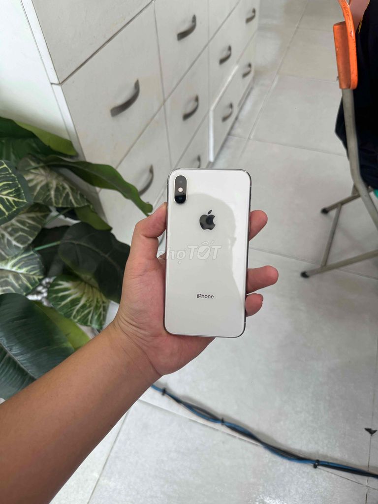 Apple iPhone Xs 64GB Trắng quốc tế. Mua bán Điện thoại tại Quận Gò Vấp Tp Hồ Chí Minh được đăng bởi Tony Mobile hình 1