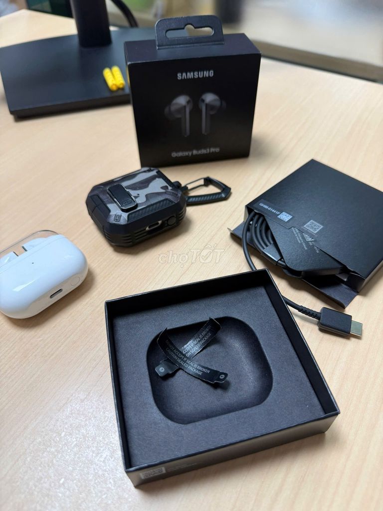 Tai nghe Samsung Galaxy Buds 3 PRO Bạc 99.9%. Mua bán Tivi, Âm thanh tại Quận Tân Bình Tp Hồ Chí Minh được đăng bởi Gia Phúc hình 1
