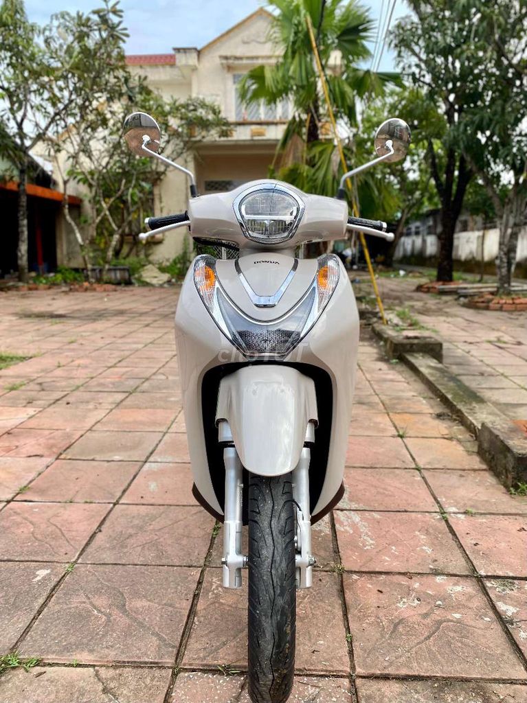 Honda SH MODE Phanh ABS Date 2021 Hồ sơ cầm tay. Mua bán Xe máy tại Quận Ninh Kiều Cần Thơ được đăng bởi Xe Máy TÂN LIÊN HƯNG 1 91B hình 1